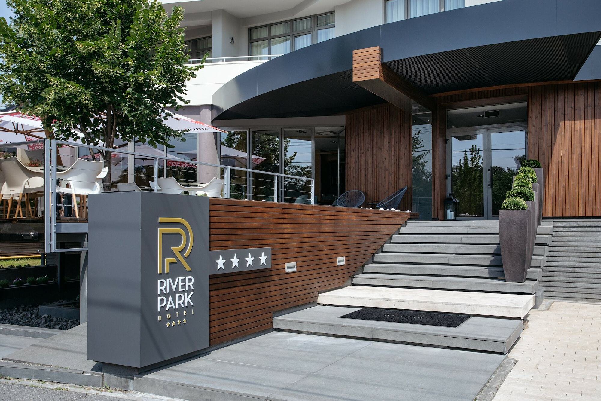 Hotel River Park Cluj-Napoca Exterior foto