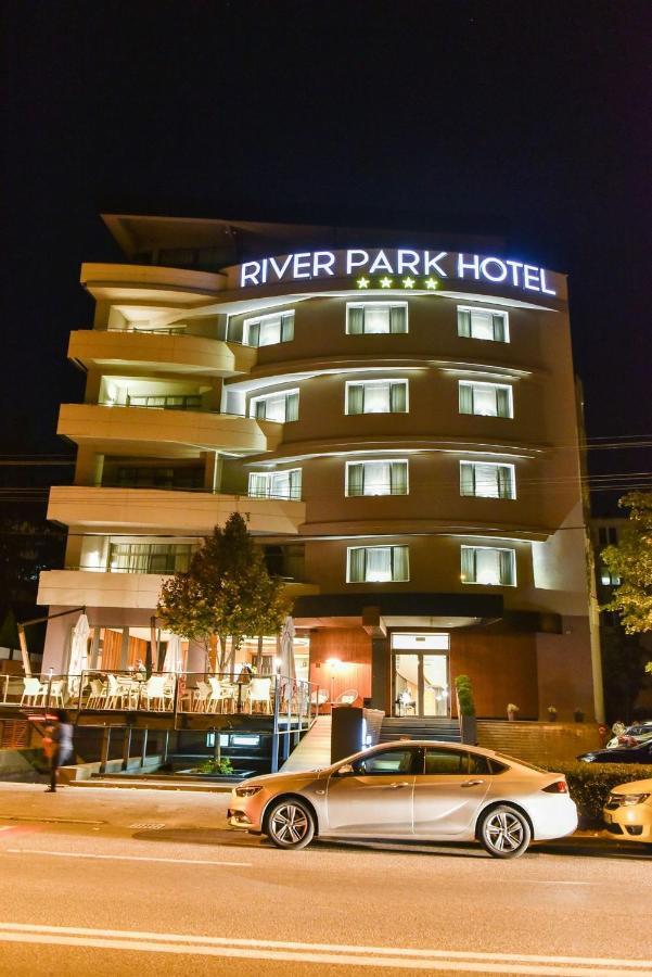 Hotel River Park Cluj-Napoca Exterior foto